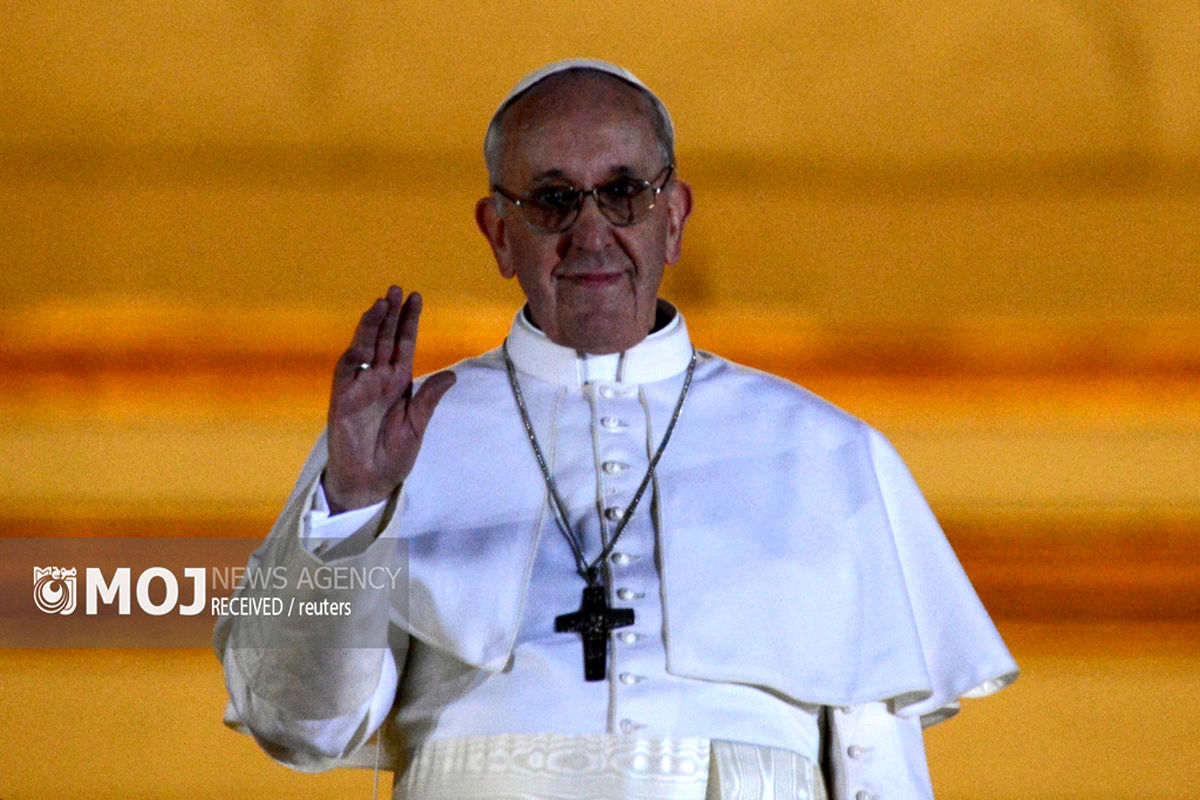 پاپ فرانسیس - اسقف اعظم رم و رئیس کلیسای کاتولیک