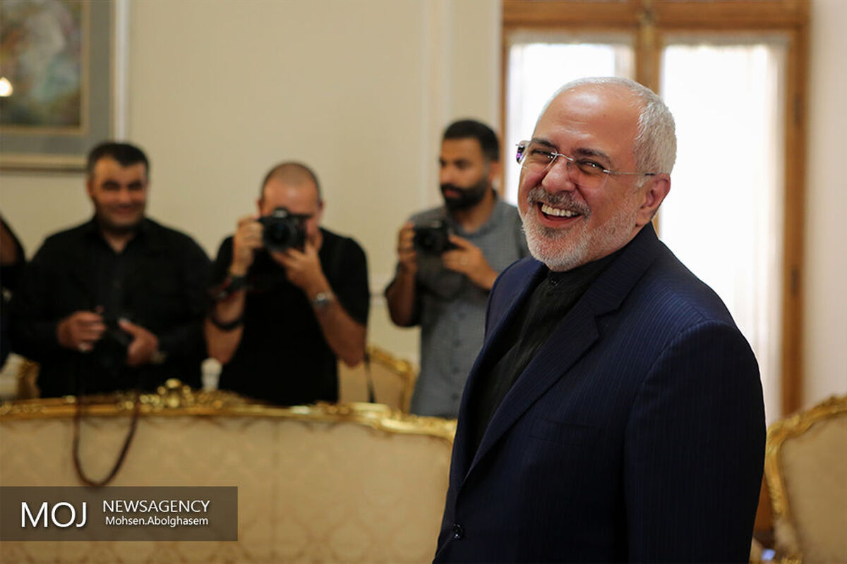 تقدیم+استوارنامه+سفرای+جدید+به+ظریف