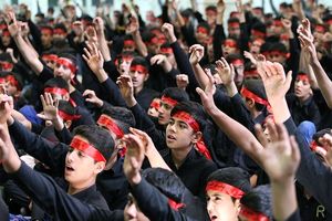 سوگواره نوجوانان حسینی در گیلان برگزار شد/حضور پرشور بیش از ۵۰۰ نفر از دانش‌آموزان در مهدیه شهر رشت 