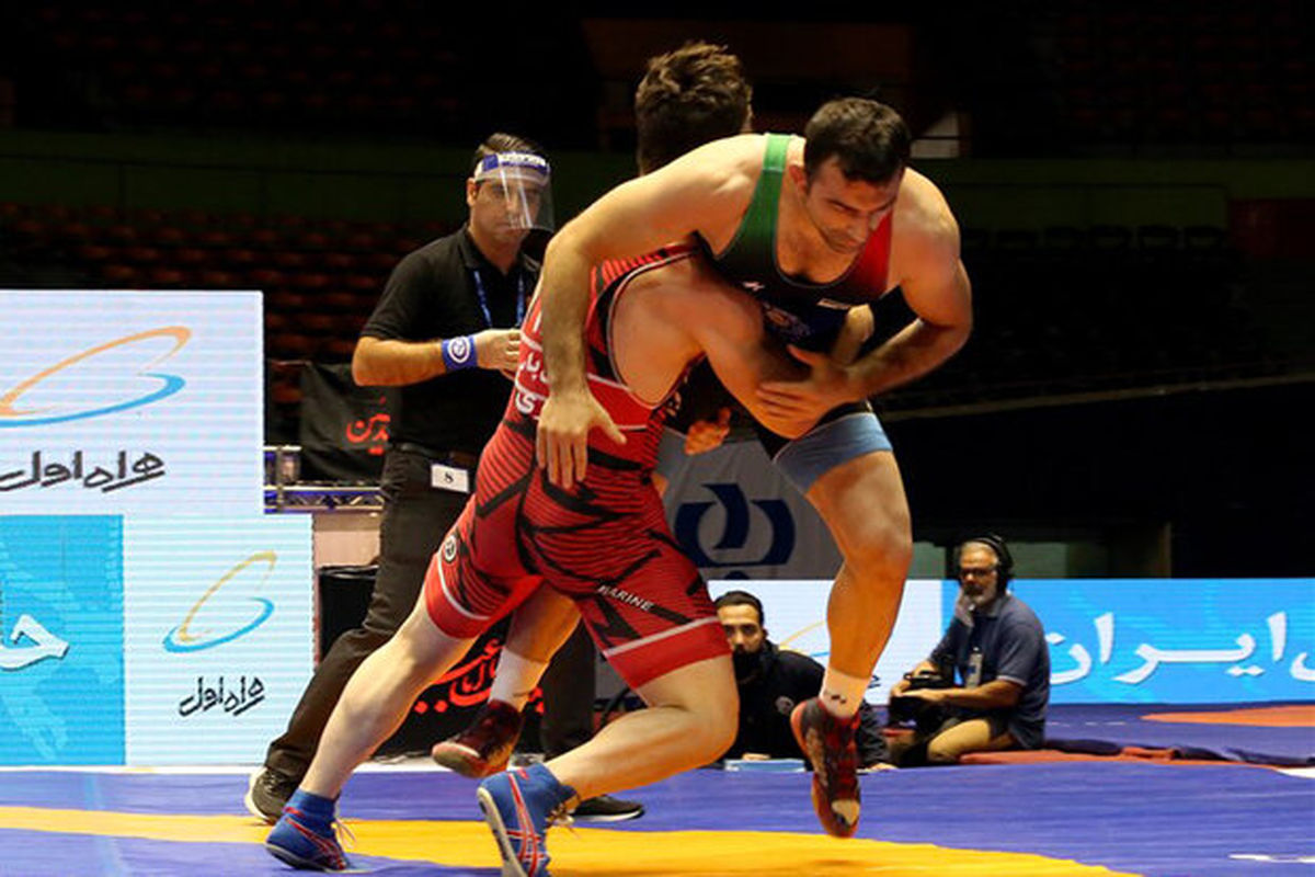 تیم کشتی آزاد استقلال