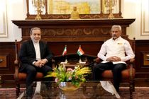 وزرای امور خارجه ایران با همتای هندی خود دیدار کرد