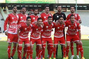 سرخ‌پوشان لباس نو پوشیدند!