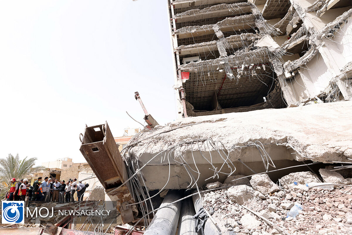 بازدید معاون اول رییس جمهوری از حادثه ریزش ساختمان متروپل آبادان