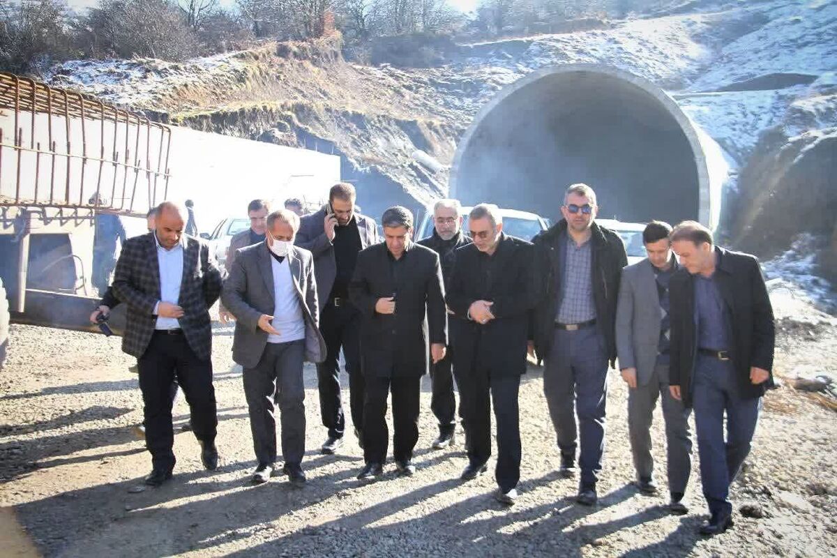 تونل دوم حیران