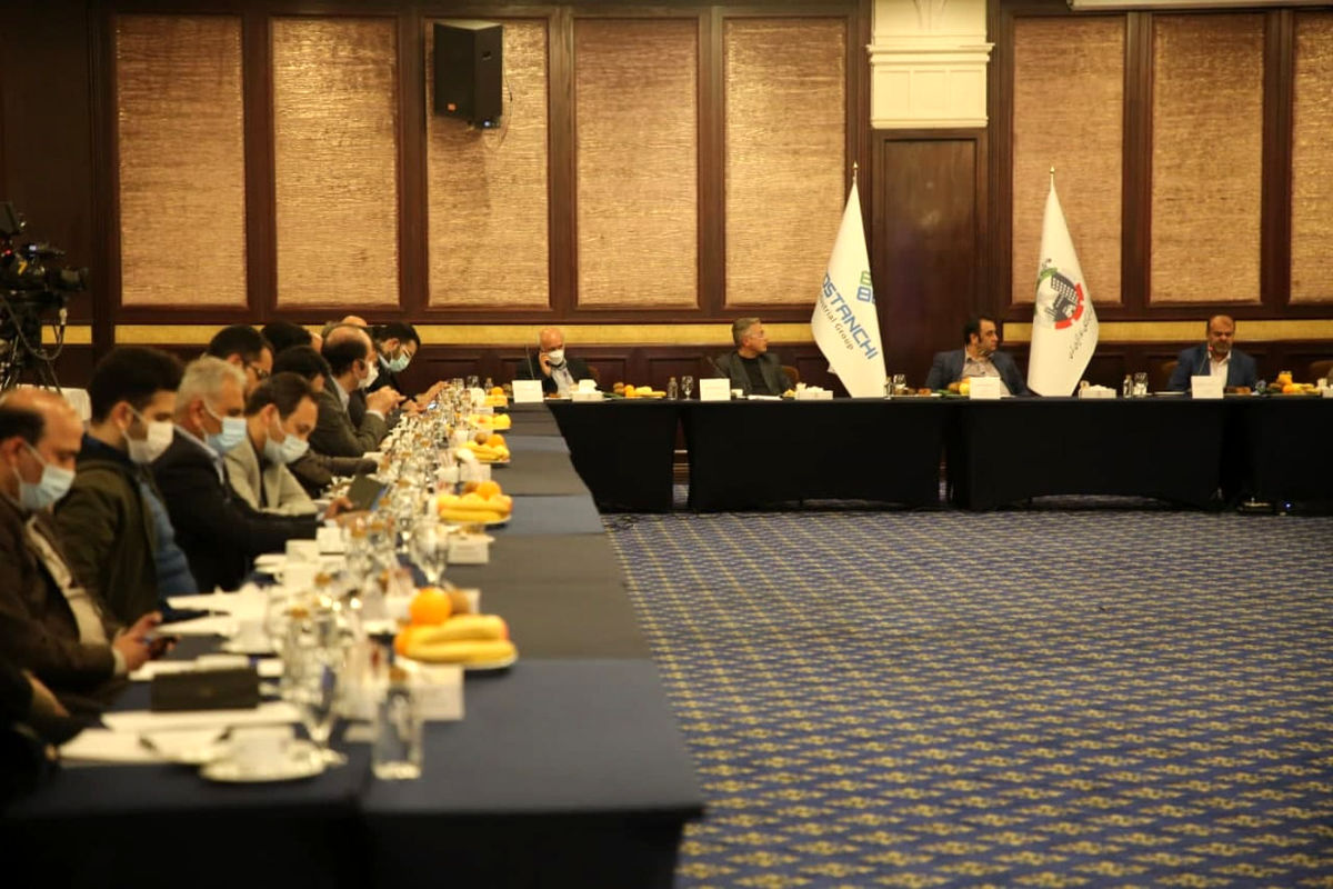 نشست فعالان حوزه صنعت