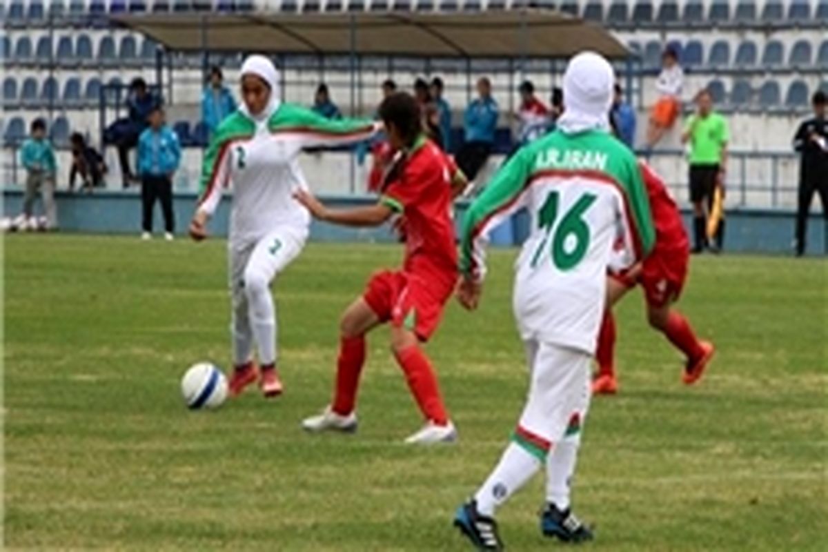 فوتبال بانوان