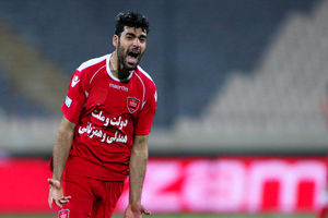 عدم تمایل طارمی برای ادامه حضور در پرسپولیس