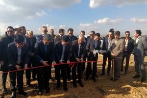 برای سرمایه‌گذاران داخلی و خارجی فرش قرمز پهن می‌کنیم