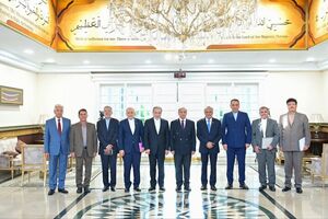 عراقچی با نخست وزیر پاکستان دیدار کرد