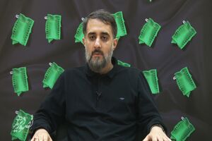 سردار حاجی‌زاده پدرانه راهنمای ما بود