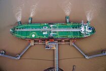 بازگشت نفت ونزوئلا به سبد پالایشگاهی هند