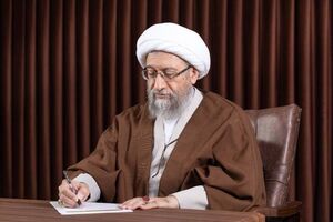 رئیس مجمع تشخیص مصلحت از مردم برای حضور در تشییع رهبر شهید دعوت کرد