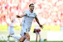  شهاب زاهدی، ناجی تیم ژاپنی