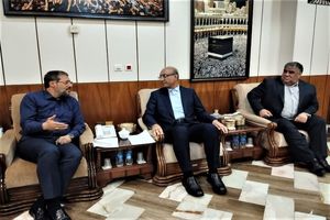 استاندار کرمانشاه و رئیس سازمان حج درباره تقویت مرز خسروی به توافق رسیدند