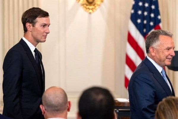 فرستادگان ترامپ با نخست وزیر رژیم صهیونیستی دیدار کردند