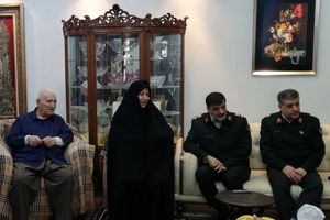 دیدار سردار رادان با خانواده شهید رضایی در رشت