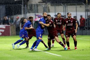 ساوو میلوشویچ استعفا داد، ساکت برمی‌گردد؟