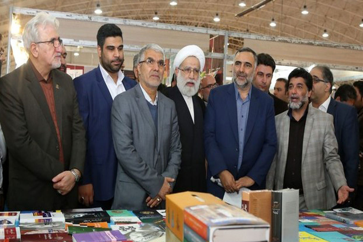 بازدید از نمایشگاه کتاب فارس