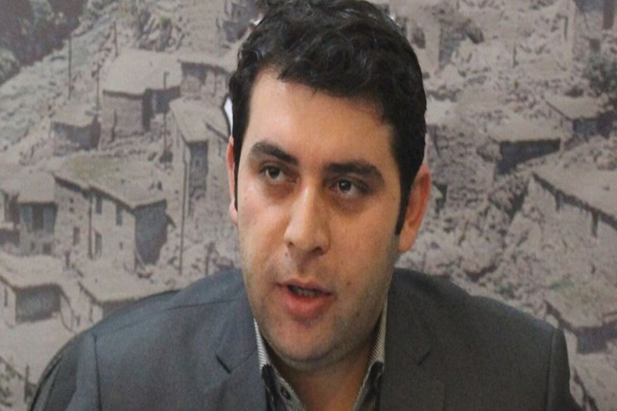 پویا طالب نیا