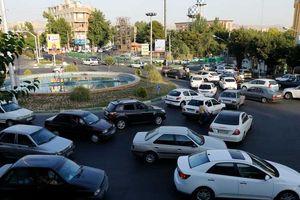 نشست زمین و ایجاد گودال در میدان الغدیر