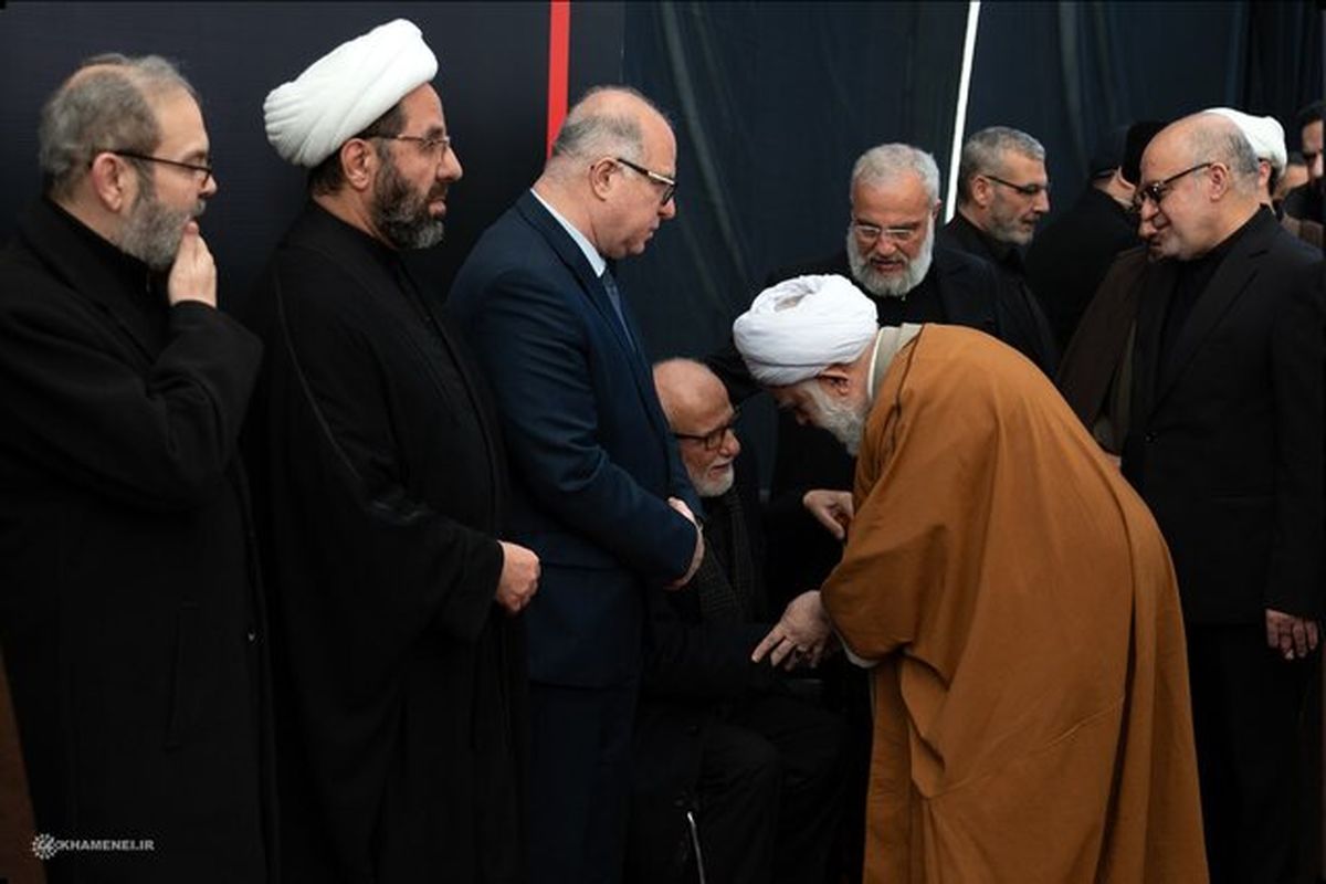 رهبر انقلاب