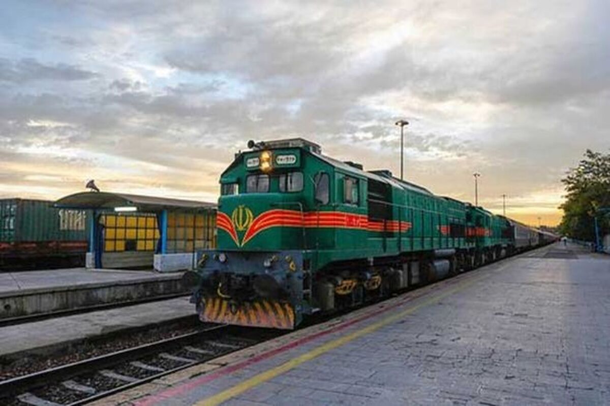 قطارهای مسافری تهران-آنکارا و تهران-وان