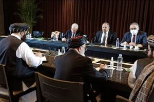  افغانستان و روسیه برای تجارت با ارزهای ملی مذاکره کردند