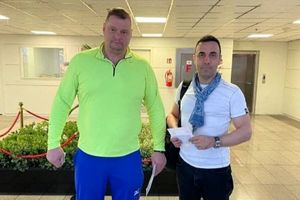 سرمربی روسی تیم ملی والیبال کشورمان وارد تهران شد