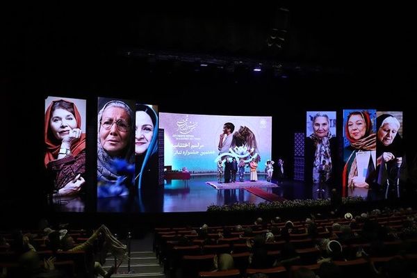 معرفی برگزیدگان جشنواره تئاتر شهر با حضور هنرمندان