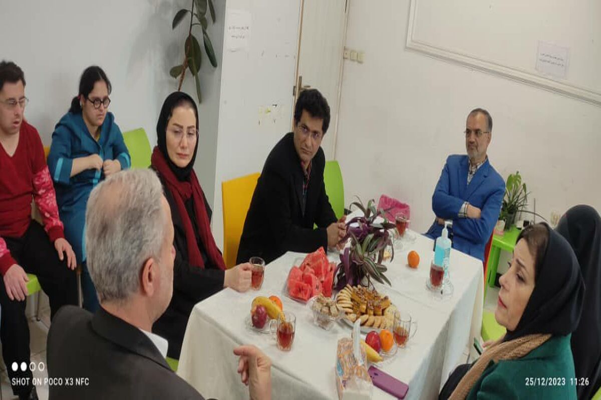 فروش تولیدات سندروم داونی‌ها در بازارچه‌های شهرداری رشت