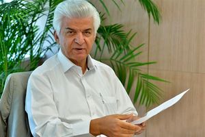 سیاست‌های وارداتی مانع توسعه صنعت حمل و نقل کشور است