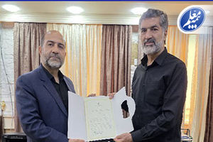 سرکنسول ایران در نجف از سرپرست بیمه معلم تقدیر کرد