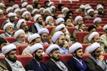 بصیرت مردم و روحانیون در مواجهه با توطئه دشمن حیاتی است