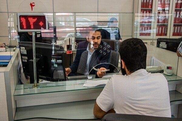 فرماندار تهران از فعال بودن ۳۰ درصد شعب بانک‌ها در پایتخت خبر داد