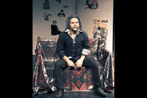 اجرای نمایش آخرین بازی در سالن انتظامی خانه هنرمندان ایران