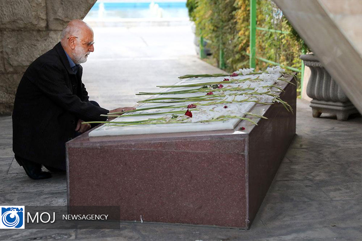 تجلیل از خانواده های شهدای امنیت در مجلس