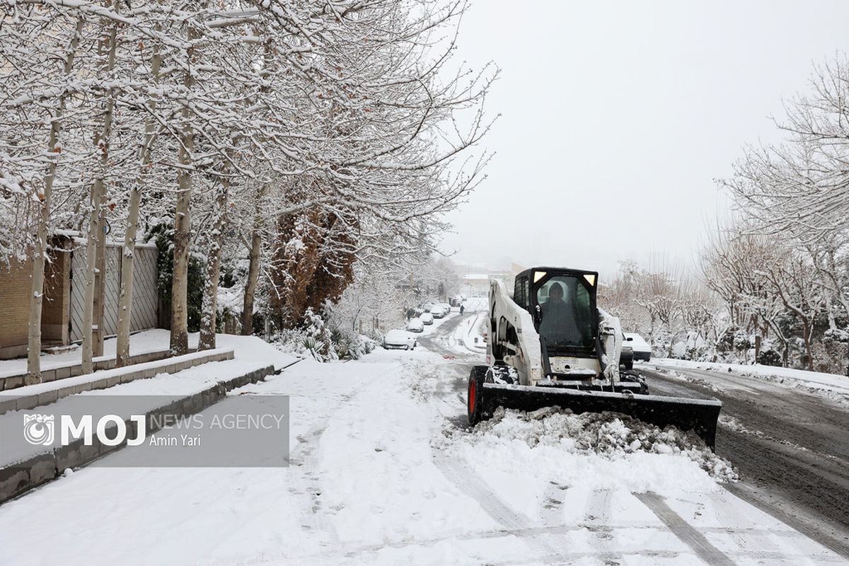 بارش برف در تهران - ۳۰ دی ۱۴۰۴