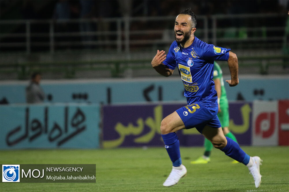 دیدار تیم های فوتبال ذوب آهن و استقلال تهران - ۴ مهر ۱۳۹۸