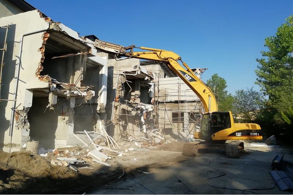 تخریب ویلا در نوشهر