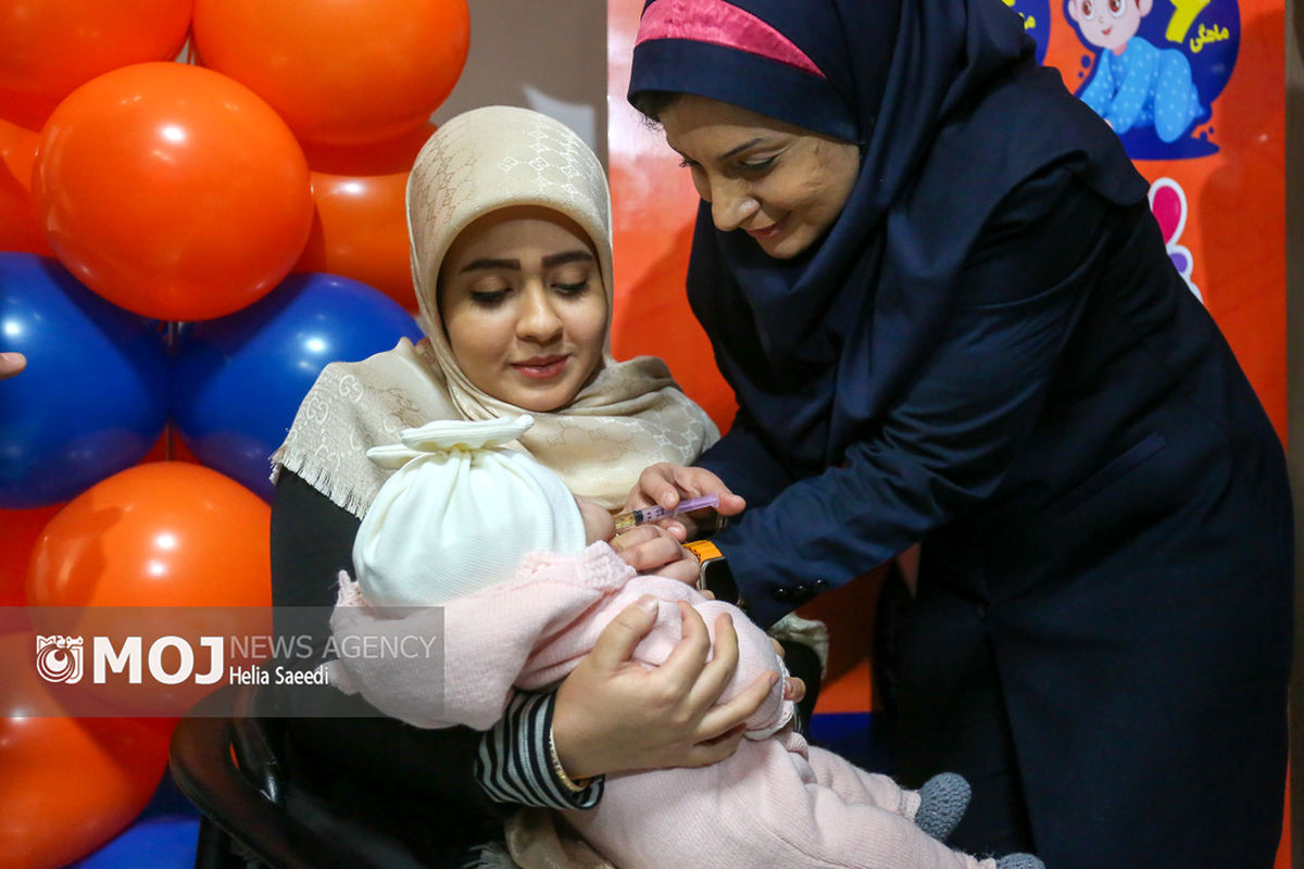 آیین نمادین تزریق واکسین روتاویروس