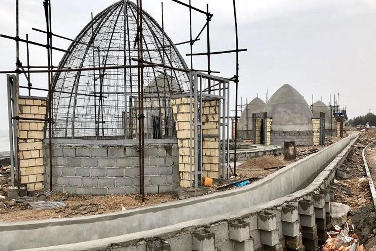 ساخت و ساز عیر مجاز شهرداری بندرعباس در حریم دریا