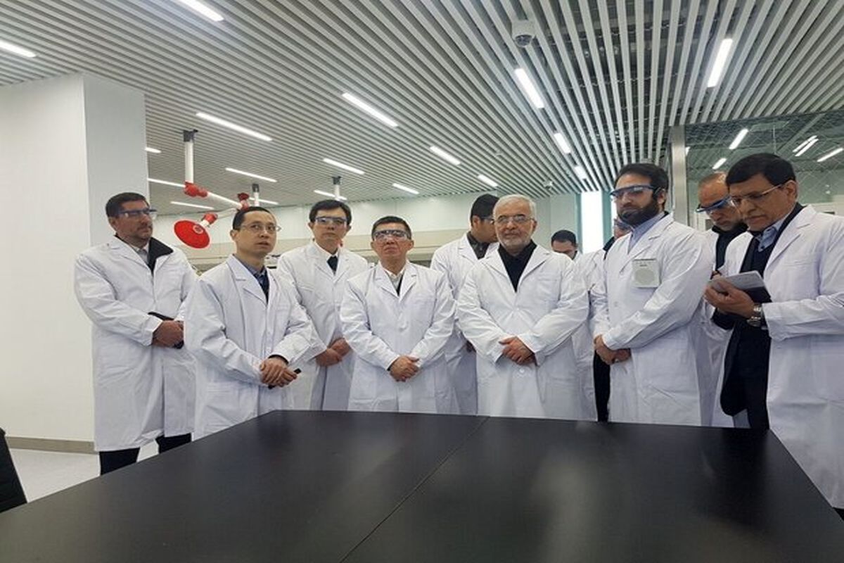 سردار مومنی