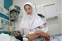 وزیر بهداشت برای پرستاران پدری کند