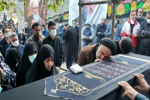 پیکر مطهر عالم بزرگ جهان اسلام در زادگاهش آرام گرفت
