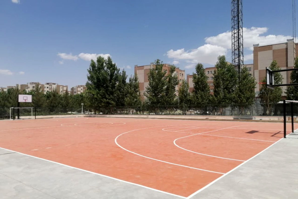 زمین ورزشی