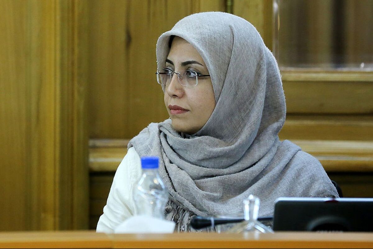 الهام فخاری