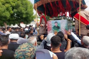 تشییع پیکر شهید عباس بیرقی فرد در بندرعباس