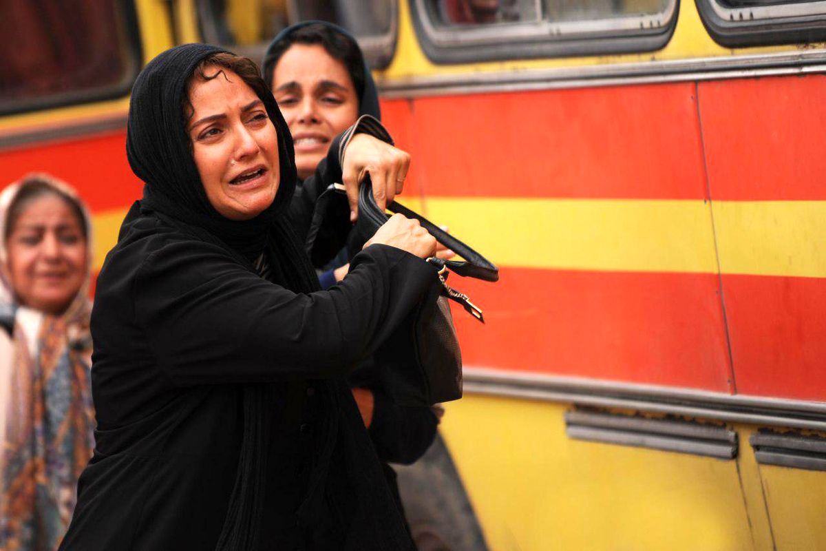 مهناز افشار در فیلم سینمایی قسم اثر محسن تنابنده