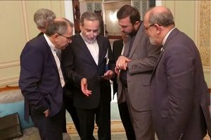 طباطبایی از گفت‌وگوی روسای هیئت‌های ایرانی و امریکایی برای چند دقیقه خبر داد