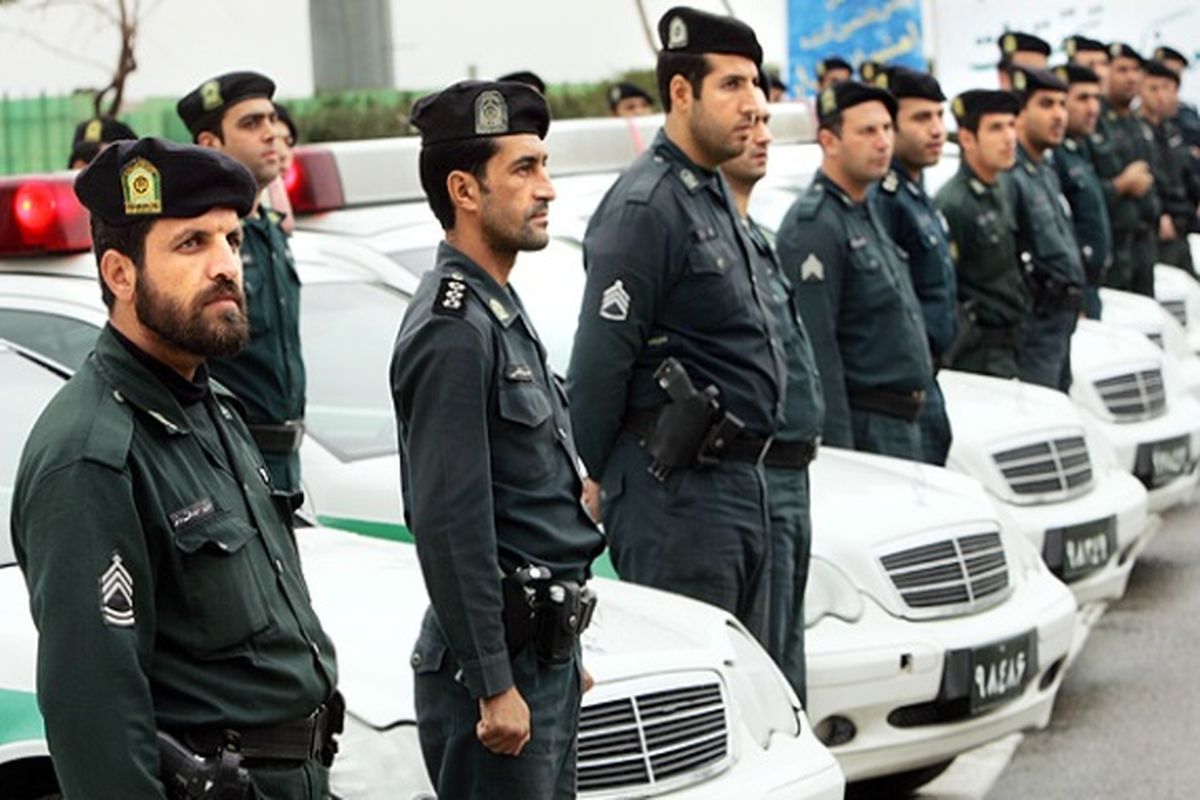 استخدام نیروی انتظامی